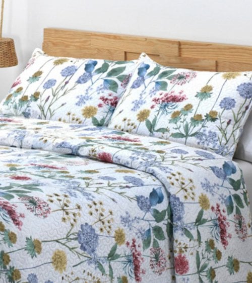 Bouti Karina: Colcha con Estampado Floral Elegante