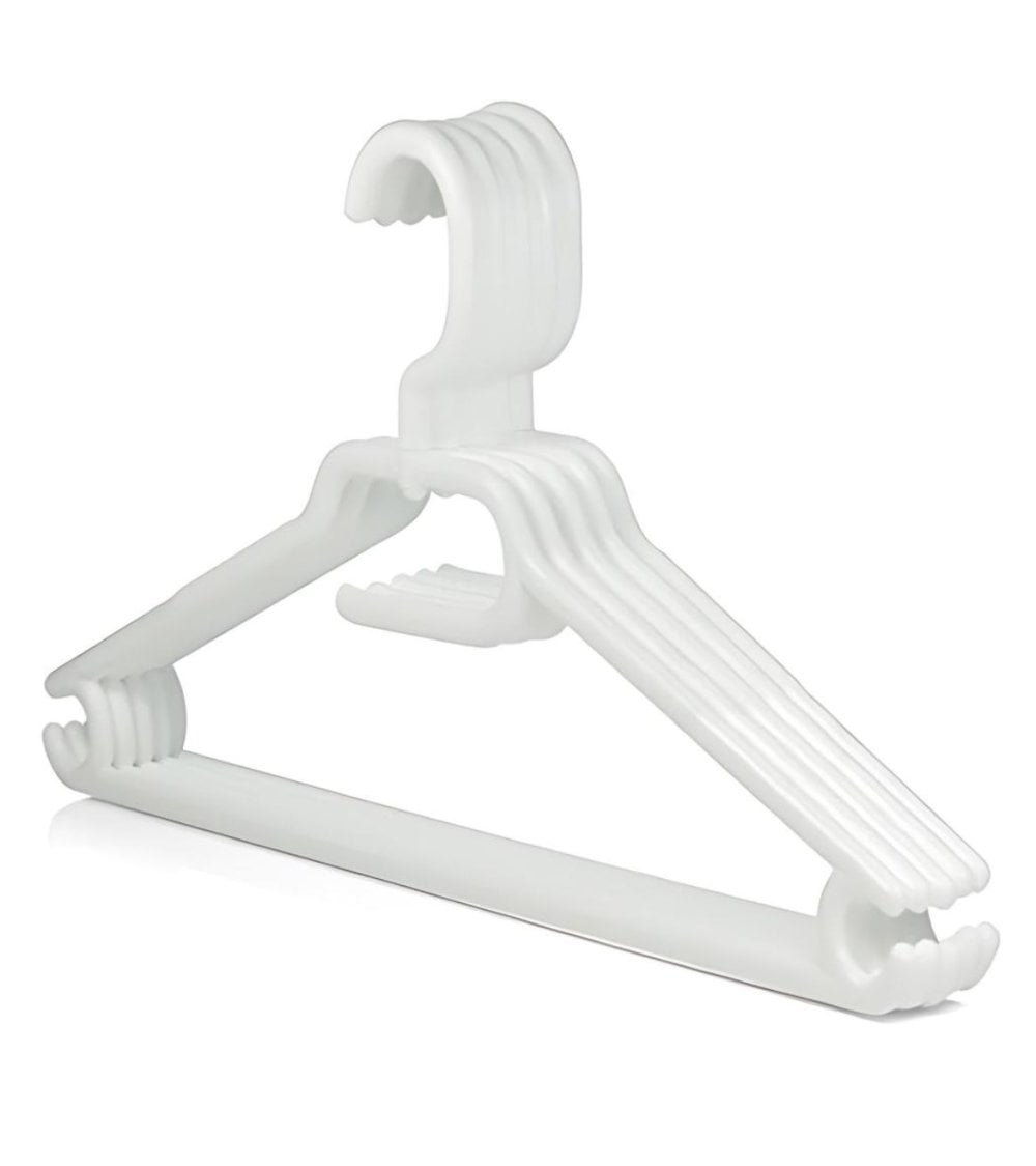 Set de 5 Perchas de Plástico Blancas