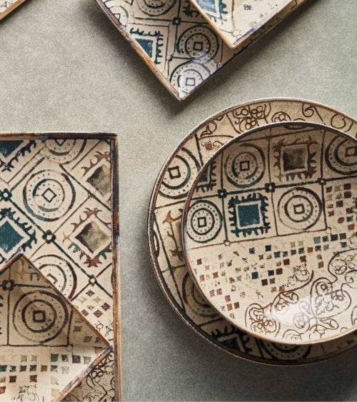 Bajo Plato de Porcelana Grecia