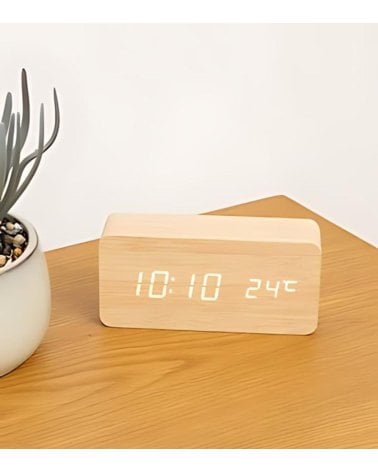 Despertador de Sobremesa Digital en Madera