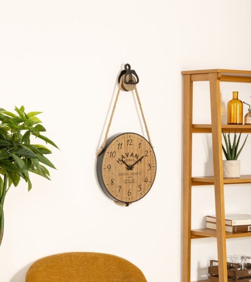 Reloj de Madera con Polea