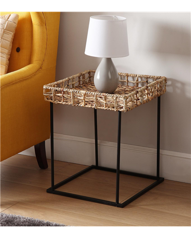 Mesa Auxiliar de Fibra Natural y Metal