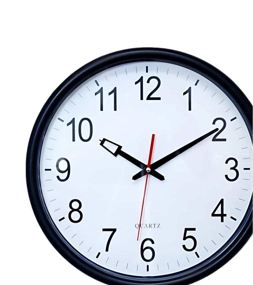 Compra Reloj Clásico con Marco Negro Elegancia y Estilo en tu Muñeca