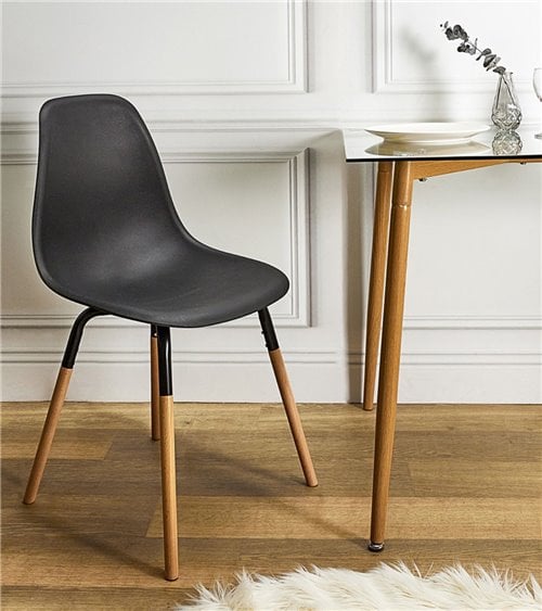 Silla de Comedor de Polipropileno y Madera de Colores Phenix Escandinava