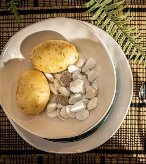 Plato Hondo en Blanco Roto en Gres Rústico