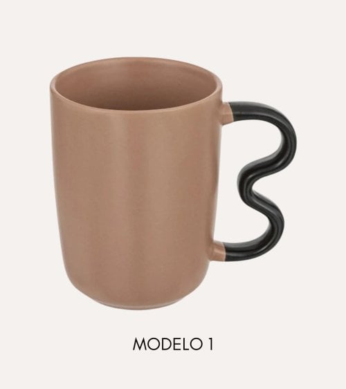 Taza Alta Wavy con Asa Ondulada