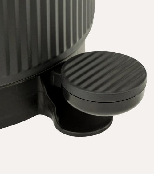 Cubo de Basura Onyx de Acero y PP