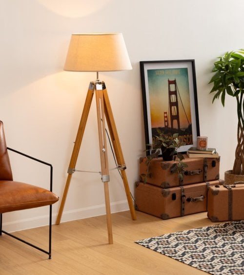 Lámpara de Pie Trípode Runo