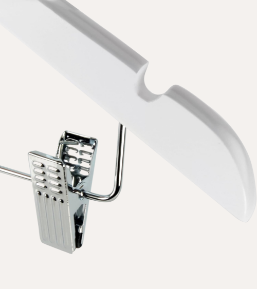 Percha Infantil con Pinzas de Madera