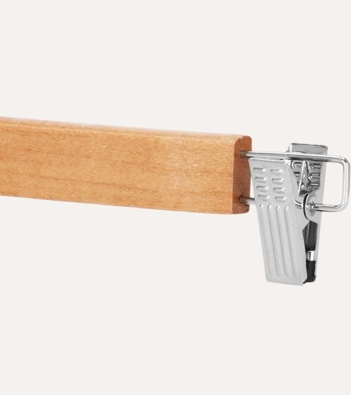 Set de 3 Perchas con Pinzas de Madera