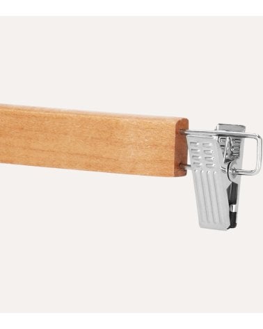 Set de 3 Perchas con Pinzas de Madera