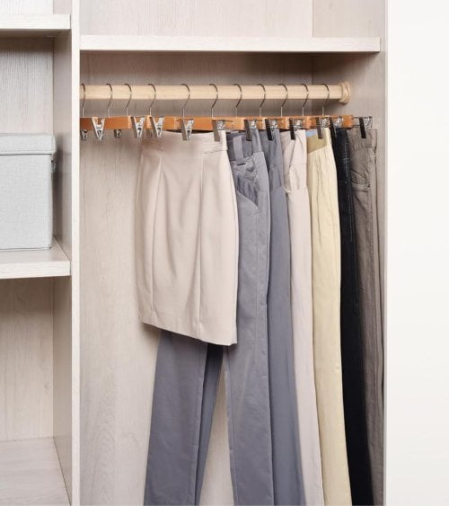 Set de 3 Perchas con Pinzas de Madera