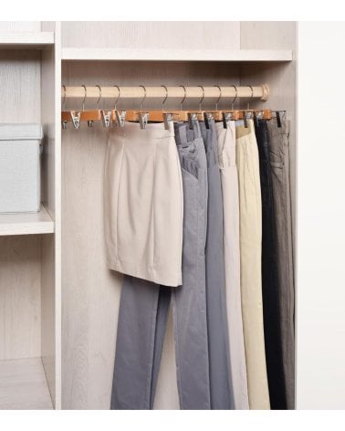 Set de 3 Perchas con Pinzas de Madera