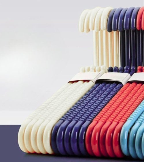 Set de 5 Perchas Giratorias de Colores de Plástico