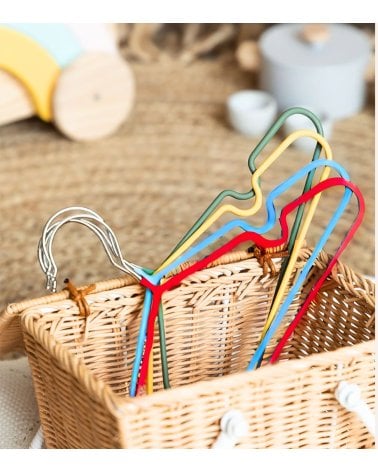 Set de 6 Perchas de Colores Infantil de Metal