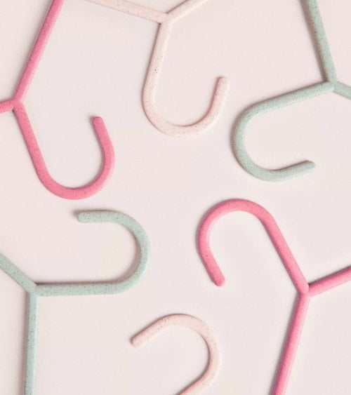 Set de 5 Perchas Stilo Infantil de Plástico