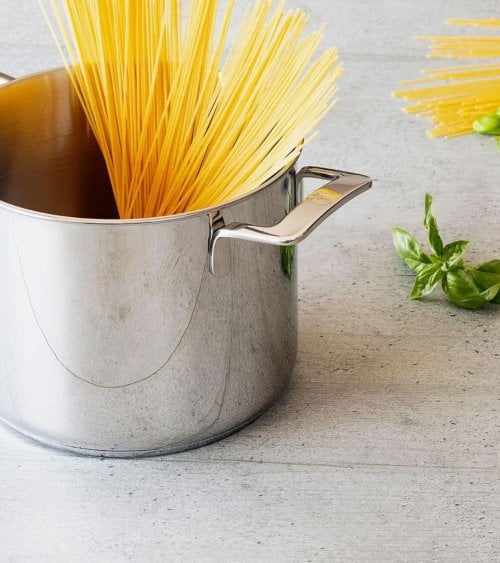 Olla con Tapa Signature de Acero Inoxidable