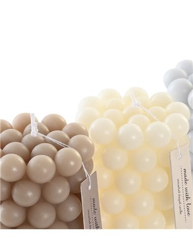 Vela Decorativa con Diseño de Bolas en su Exterior