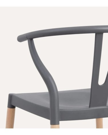 Silla Isa de PP y Madera