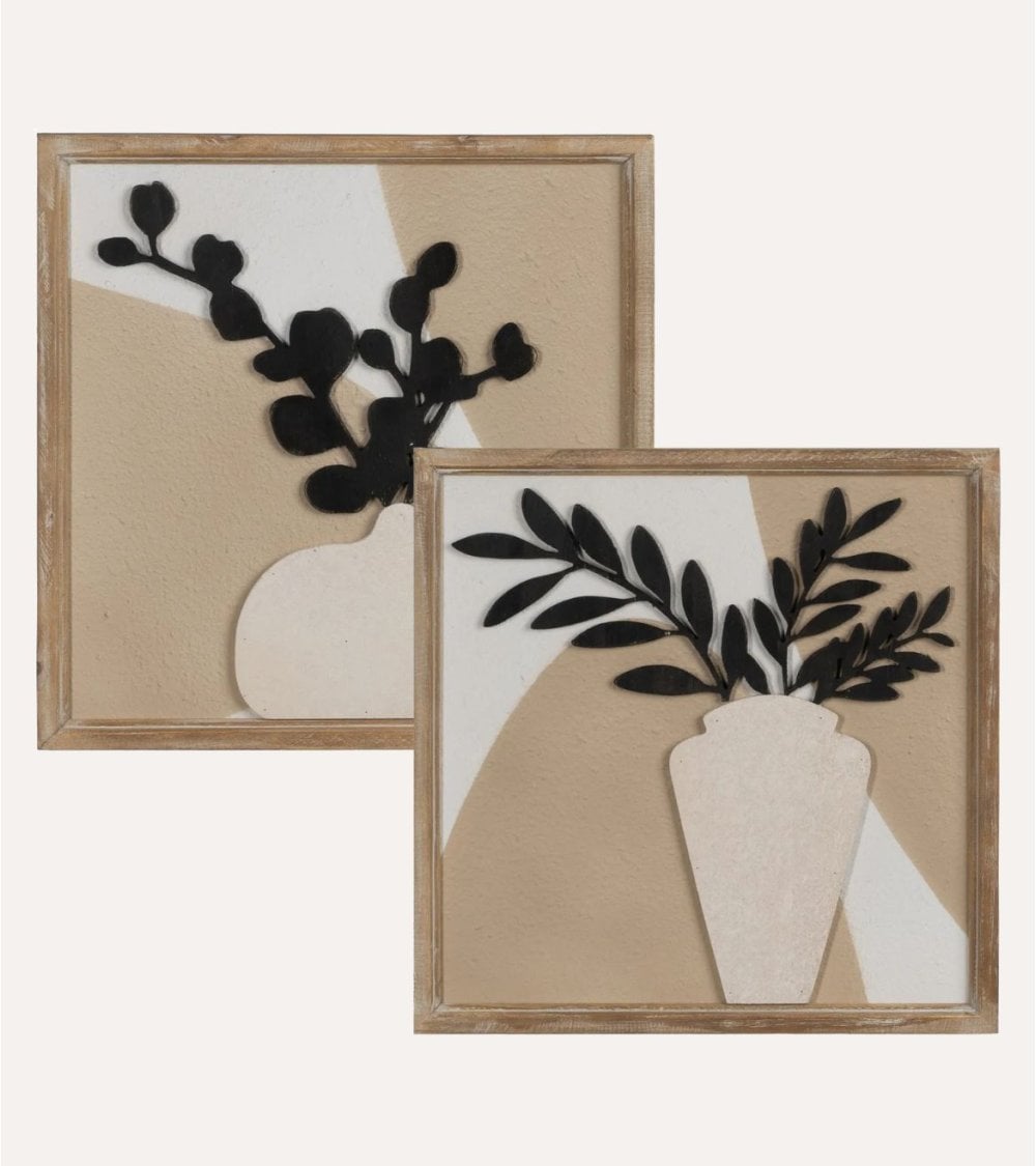 Cuadro con Relieve de Jarrón de Madera