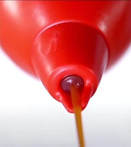 Botella Biberón Antigoteo de Salsa de Araven