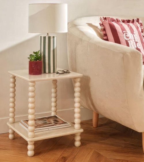 Mesa Auxiliar Chamlo con 2 Niveles de MDF