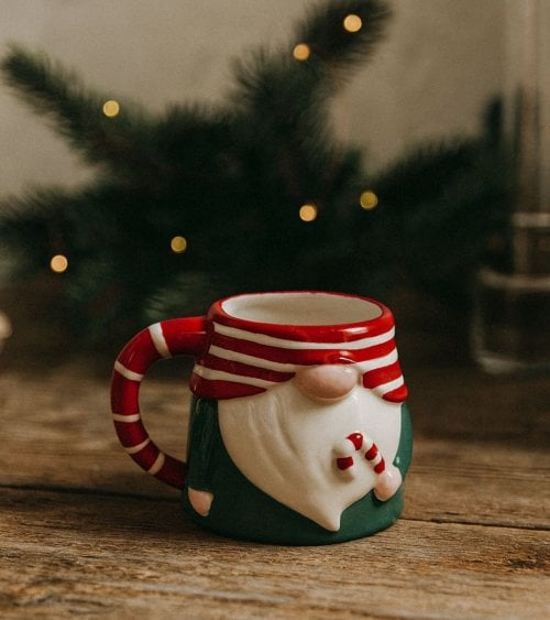 Taza Mug Gnomo con Bastón Navideño de Dolomita