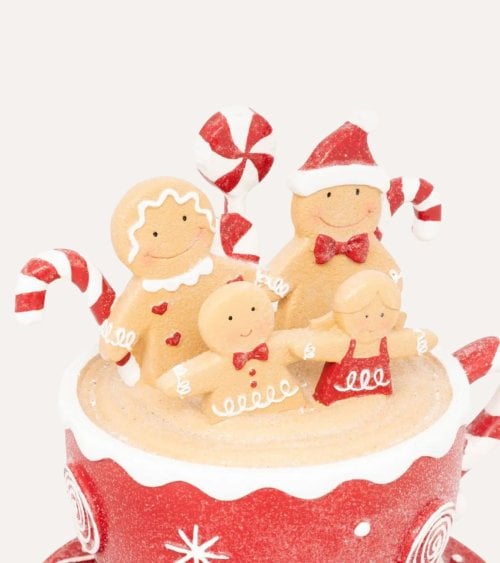 Figura Decorativa Familia de Galleta en Taza Navideña