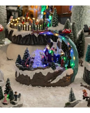 Escena Navideña de Fuente y Trineo con Agua, Luz y Música