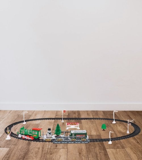Circuito de Tren Navideño con LED y Música