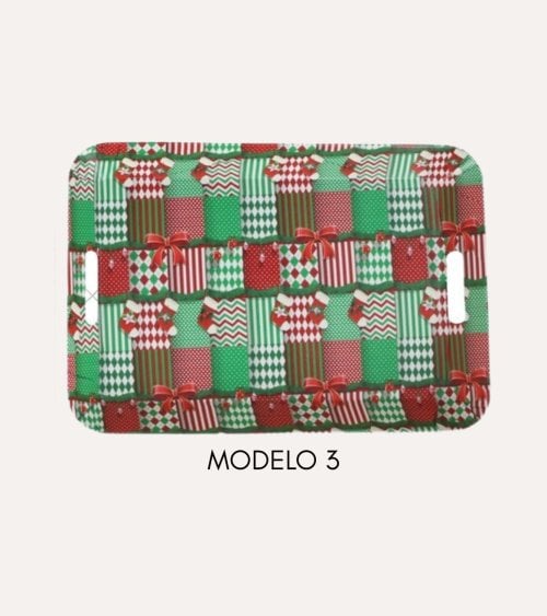 Bandeja de Motivos Navideños con Asas de Plástico Bandeja de Motivos Navideños con Asas de Plástico