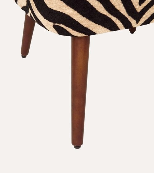 Sillón Chiara Estilo Cebra de Chenilla y Madera de Pino