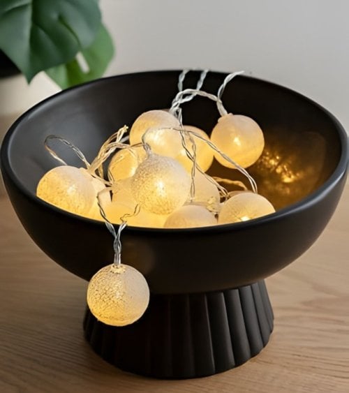 Guirnalda Decorativa de 16 Bolas LED