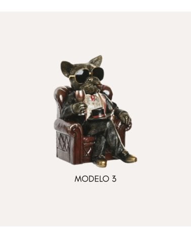 Figura Decorativa Animal en Butaca de Resina