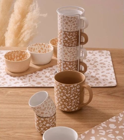 Set de 4 Tazas Leopardo con Soporte