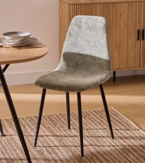 Silla Tyka Suave de Chenilla y Acero