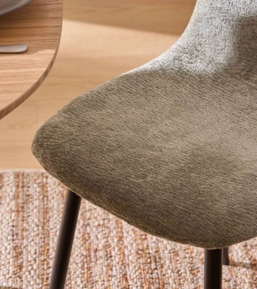 Silla Tyka Suave de Chenilla y Acero