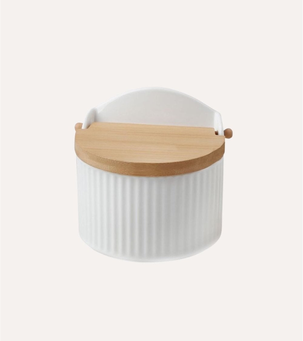 Salero de Porcelana y Tapa de Bambú