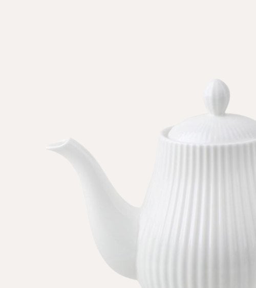 Tetera A Rayas de Porcelana Grabada