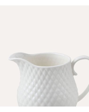 Jarra Lechera Escamas de Porcelana Grabada
