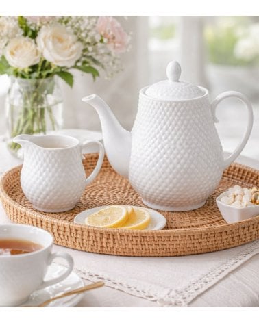 Jarra Lechera Escamas de Porcelana Grabada