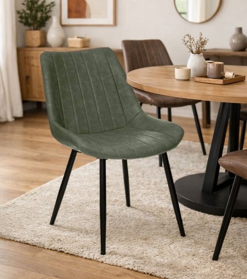 Silla Olwen de Efecto Cuero y Acero
