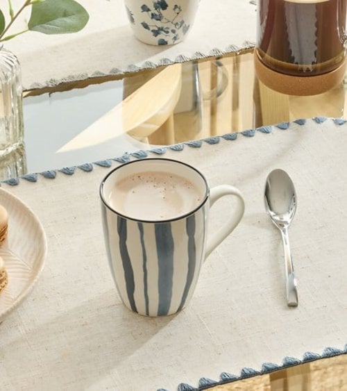 Taza Alta Umami A Rayas Efecto Acuarela de Porcelana