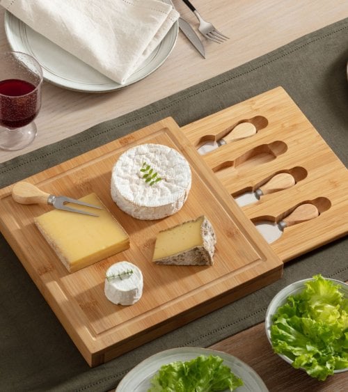 Set de Tabla de Corte para Quesos con Utensilios de Bambú
