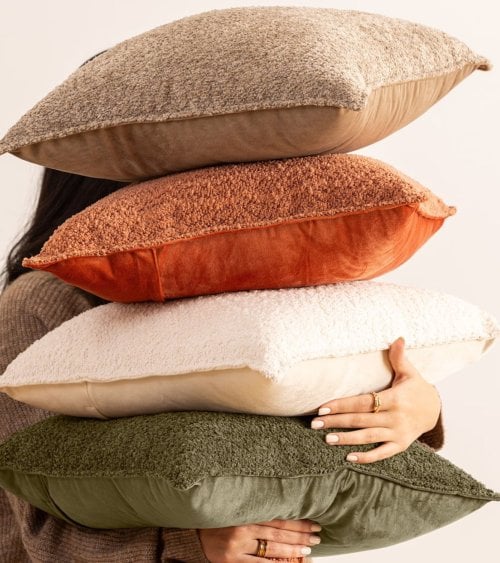 Cojín Rectangular Saona con Borreguillo de Poliéster