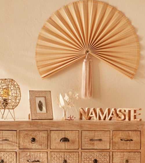 Figura Decorativa de Madera Namaste-2