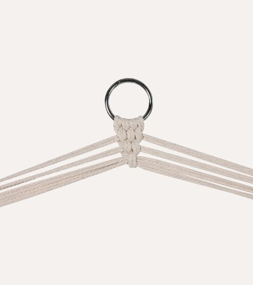 Silla Colgante Calm de Algodón y Madera de Abeto