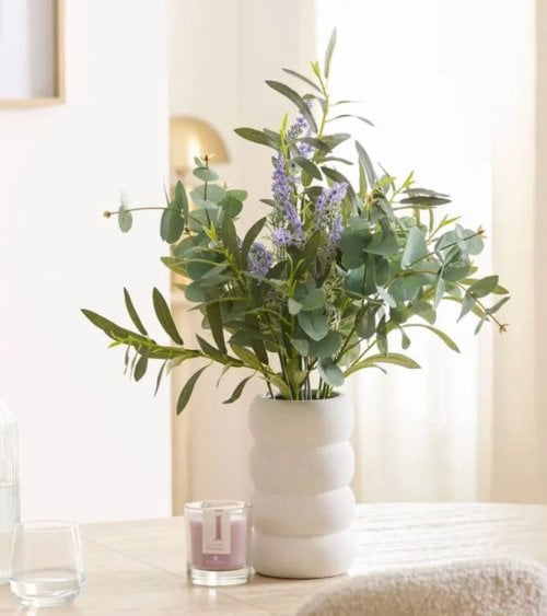 Planta decorativa de Eucalipto y Lavanda Uda