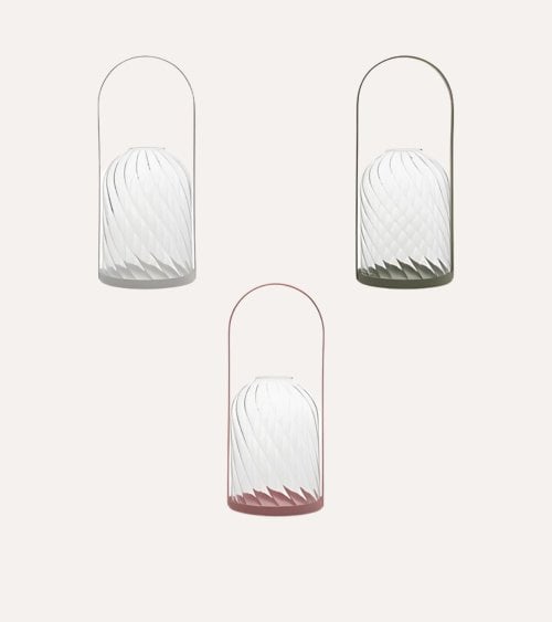 Portavelas Flor de Rosa Estilo Linterna de Metal