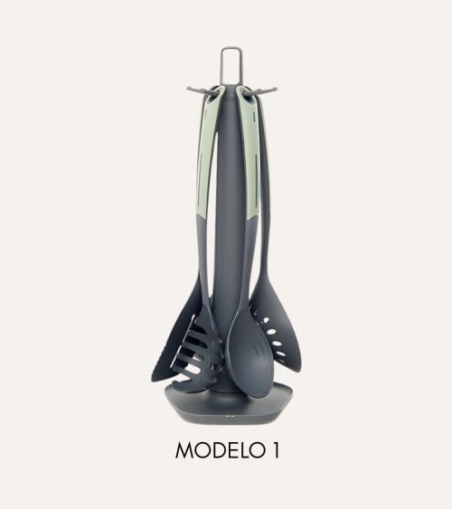 Utensilios Esenciales con Soporte de Plástico